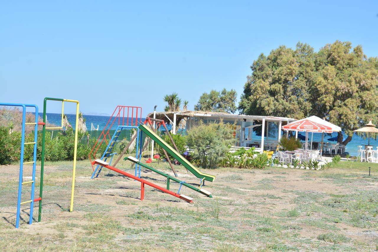 Costa Angela Seaside Resort Bagian luar foto