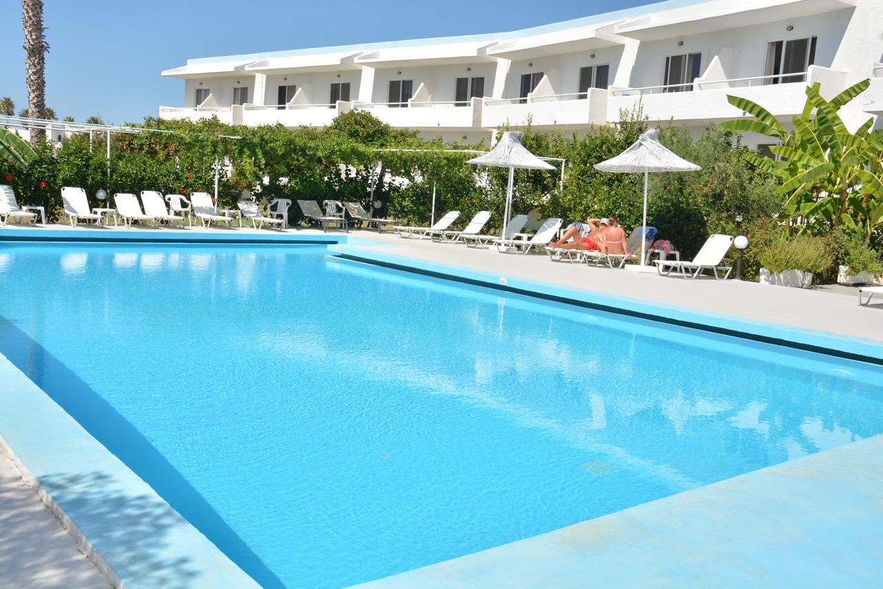 Costa Angela Seaside Resort Bagian luar foto