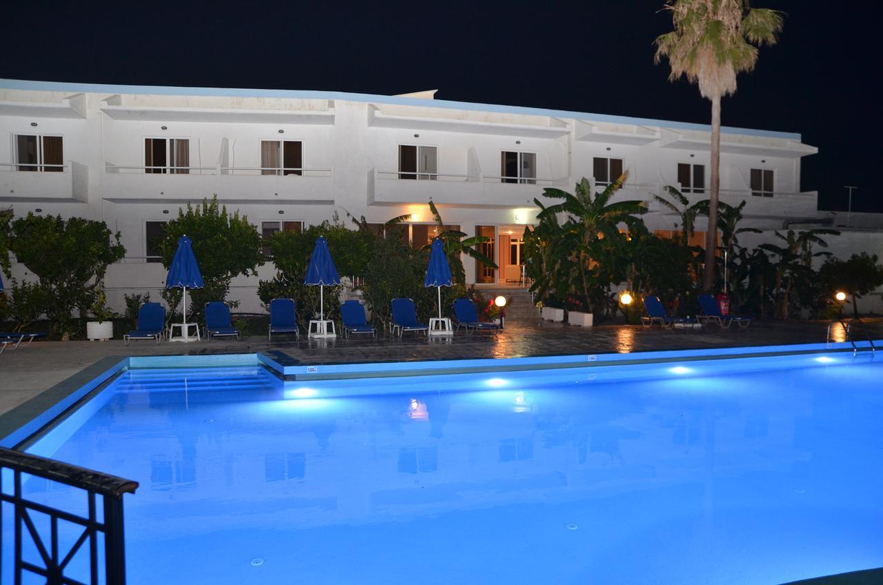 Costa Angela Seaside Resort Bagian luar foto